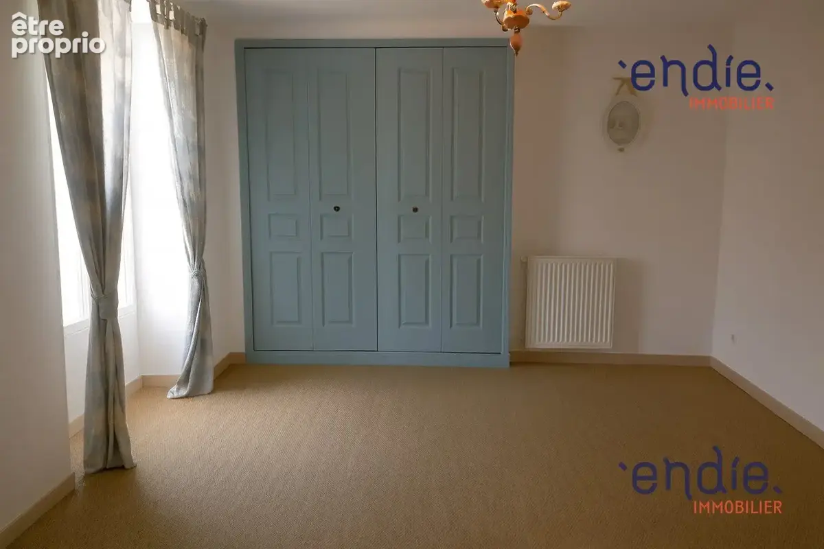 Maison 5 pièces 160 m² à vendre à Saint-Ambroix (18290) - photo 2