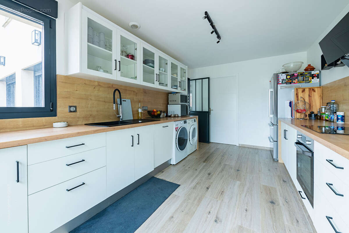 Maison 6 pièces 173m2 sur 608m2 de terrain - photo 8