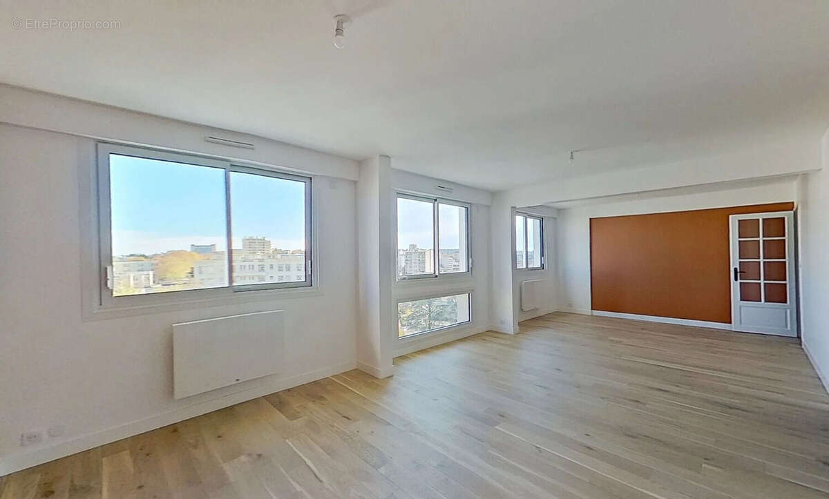 Appartement à LYON-8E