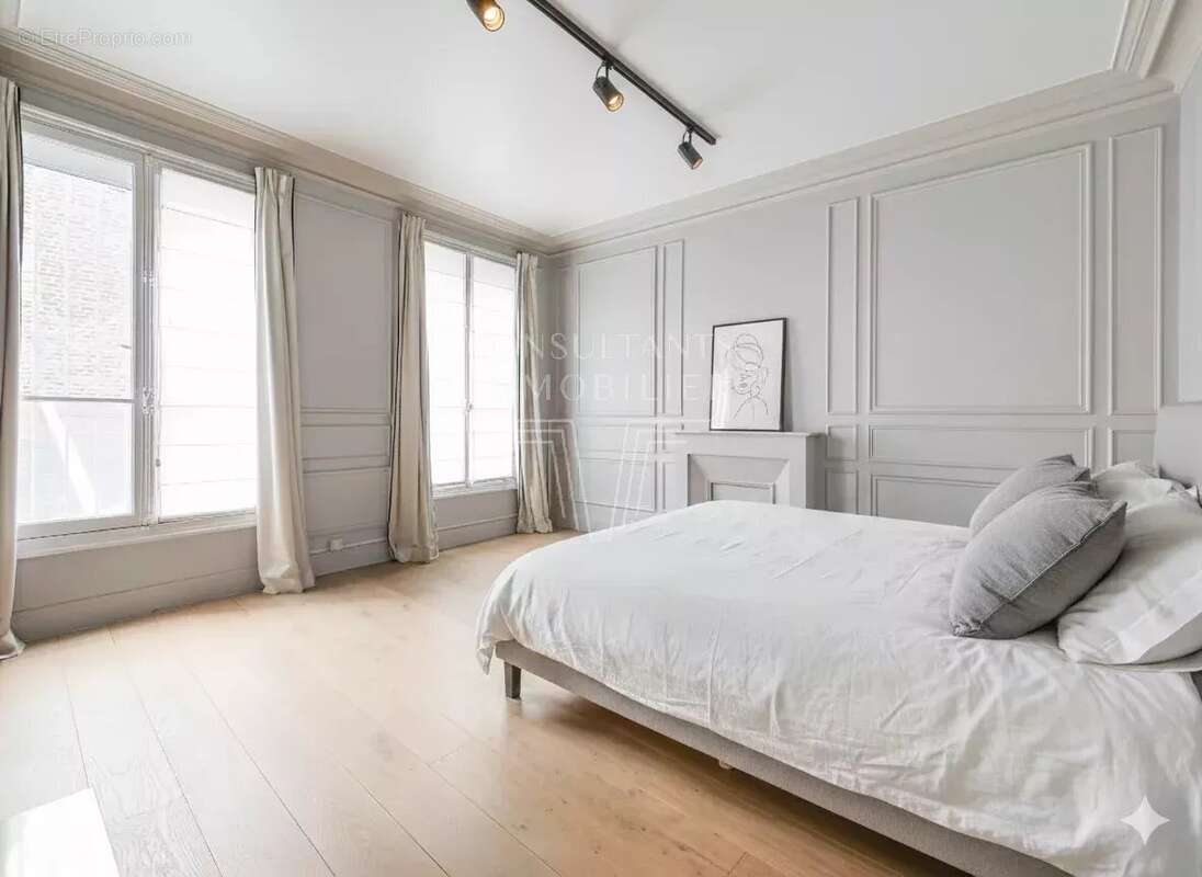 Maison à PARIS-16E