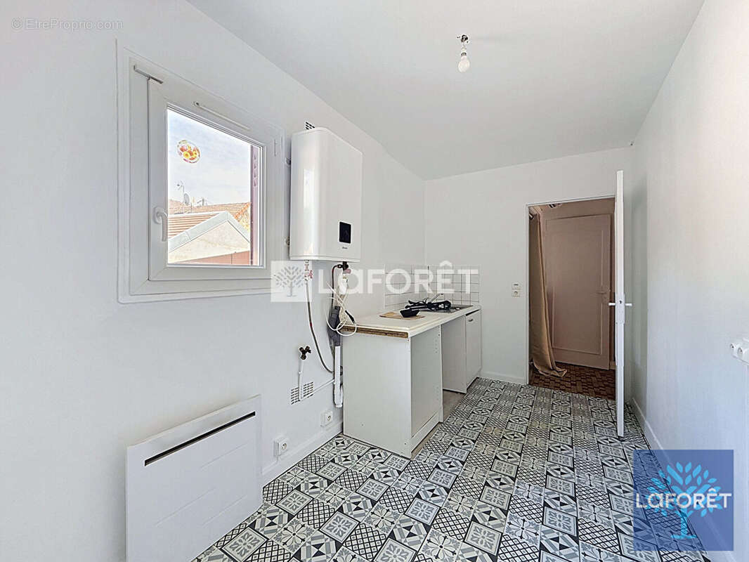 Appartement à VIGNEUX-SUR-SEINE