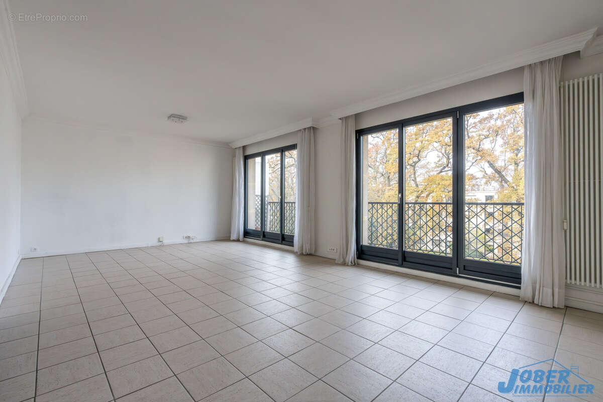 Appartement à NOGENT-SUR-MARNE