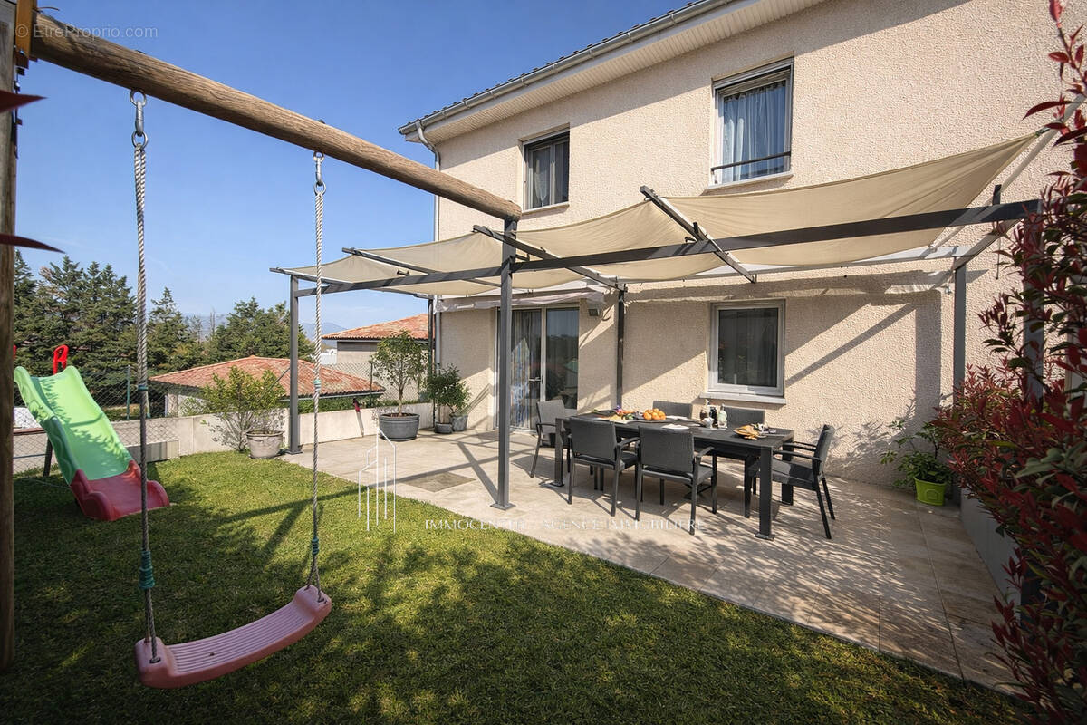 Maison à CHANAS