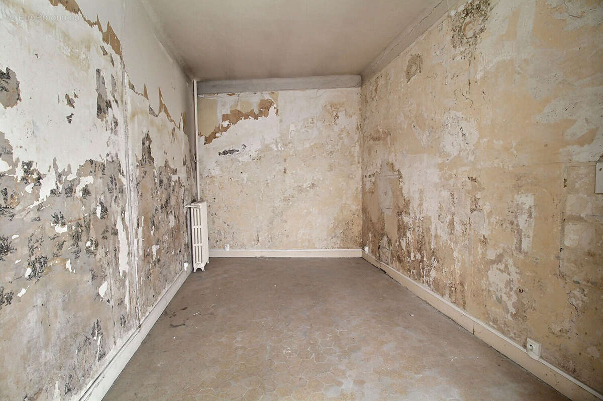 Appartement à LA GARENNE-COLOMBES