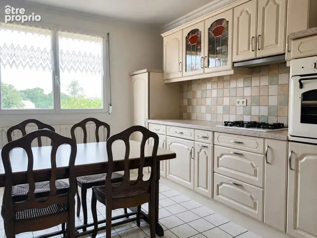 22800 Saint-Brandan, Grande maison 5 chambres - photo 3