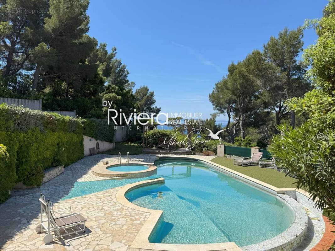 Maison à CAVALAIRE-SUR-MER