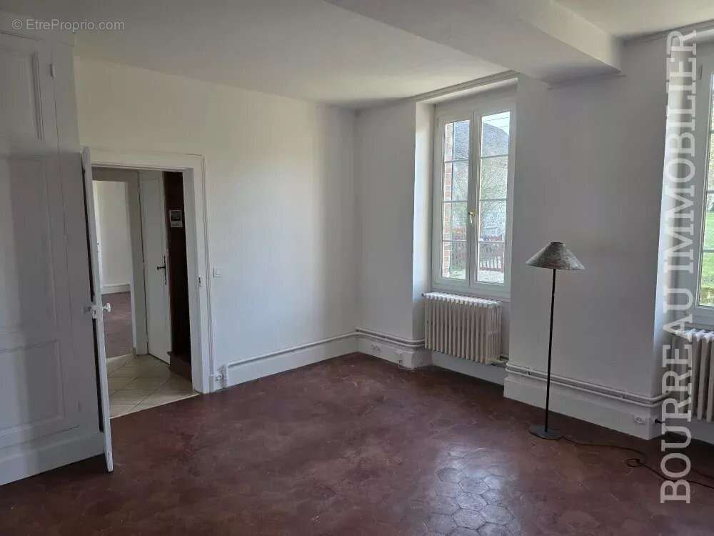 Maison à CHASSY