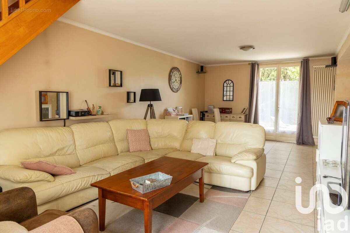 Photo 2 - Maison à MOUROUX