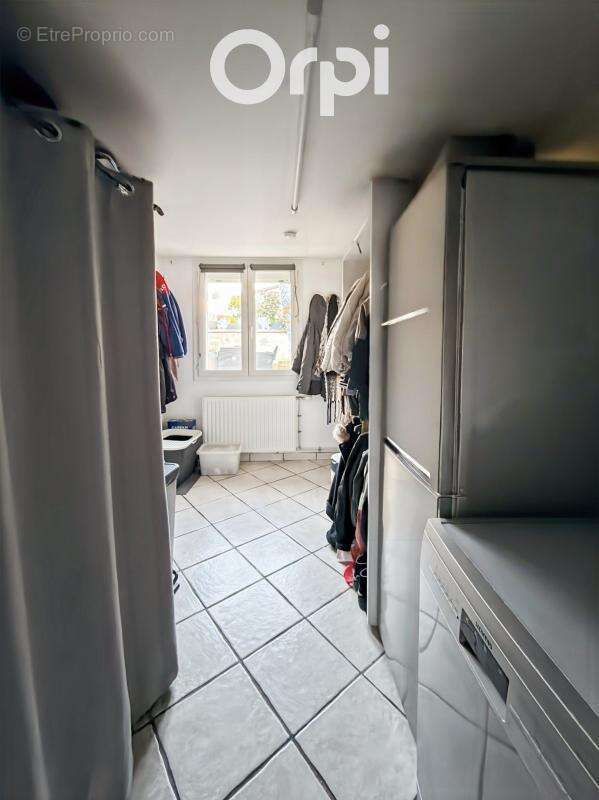 Maison à ESTREES-SAINT-DENIS