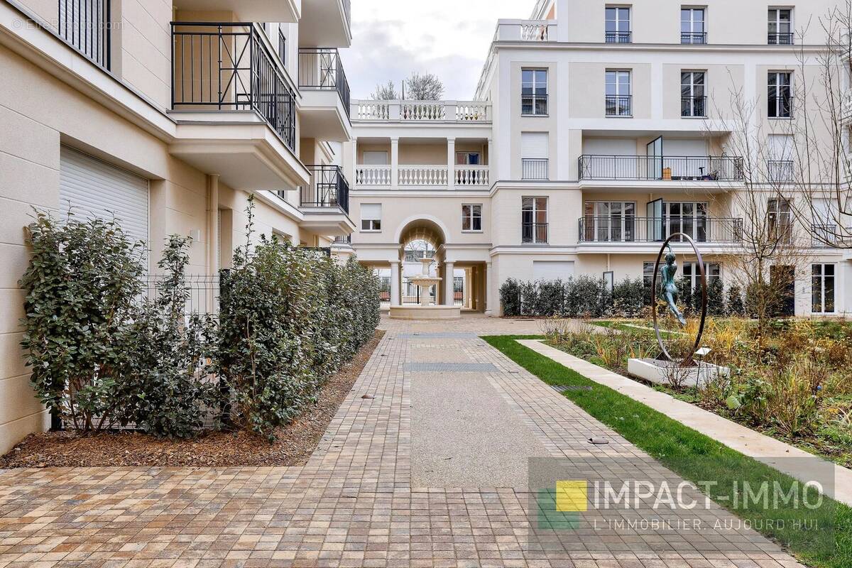 Appartement à PUTEAUX