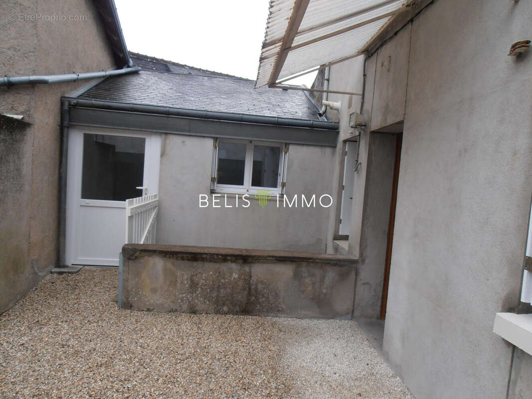 Maison à BALLAN-MIRE