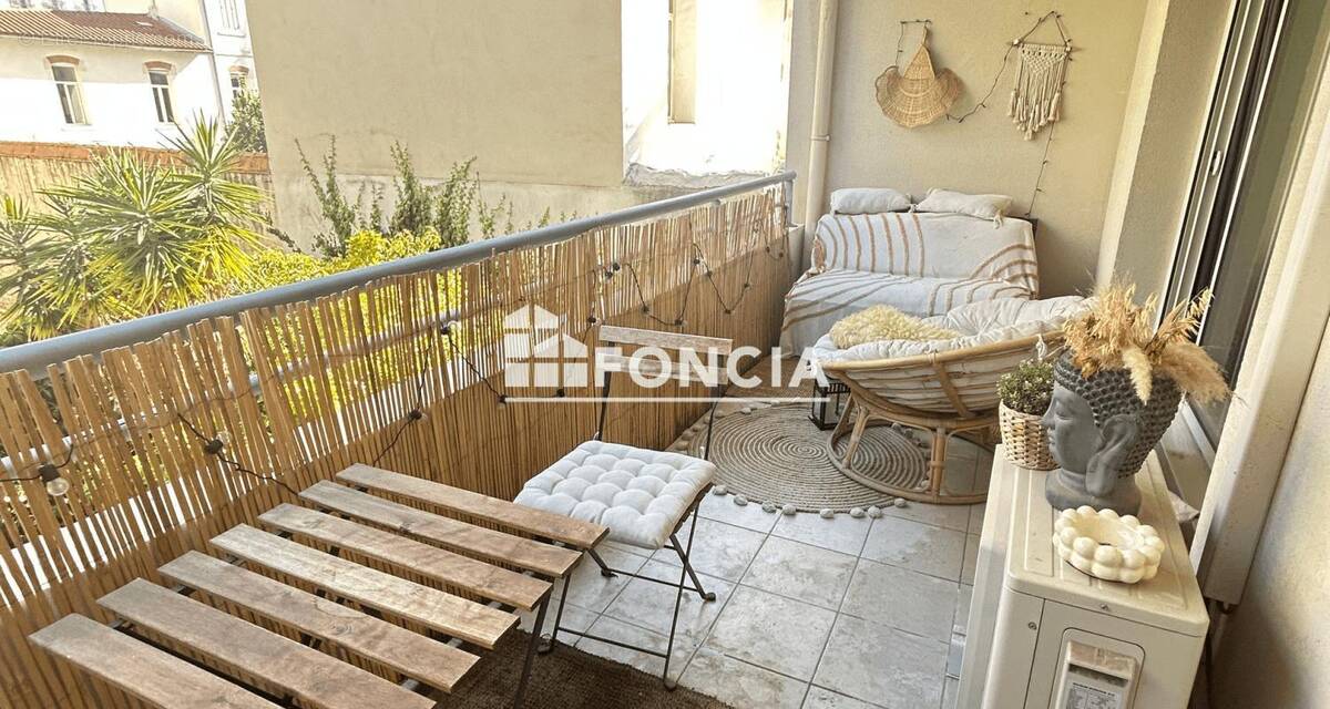 Appartement à MARSEILLE-7E