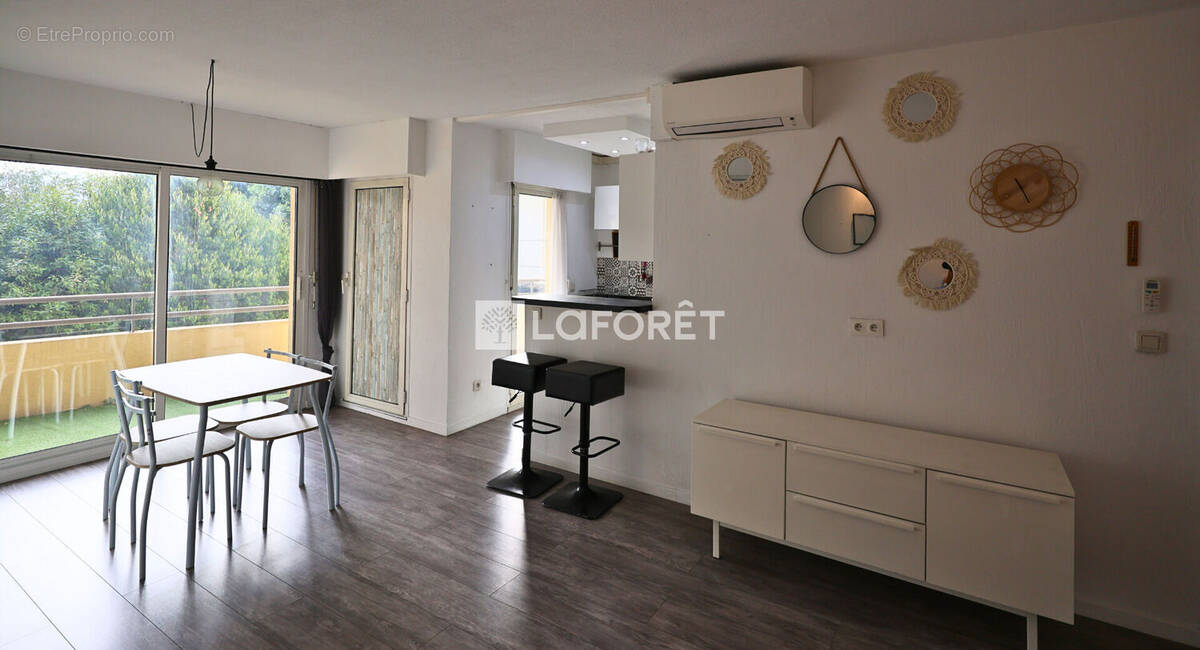 Appartement à LE CANNET