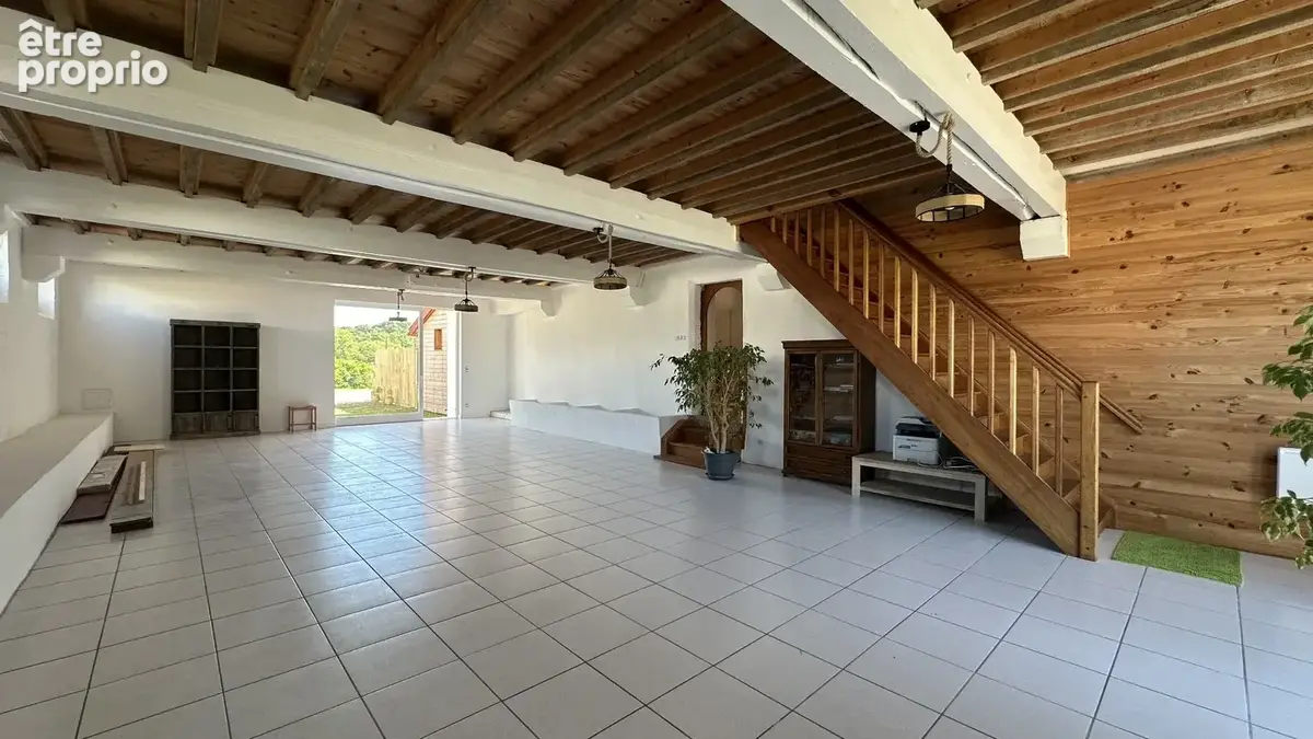 Propriété de caractère  645 m²  parc de 2 722 m²  fort potentiel - photo 8