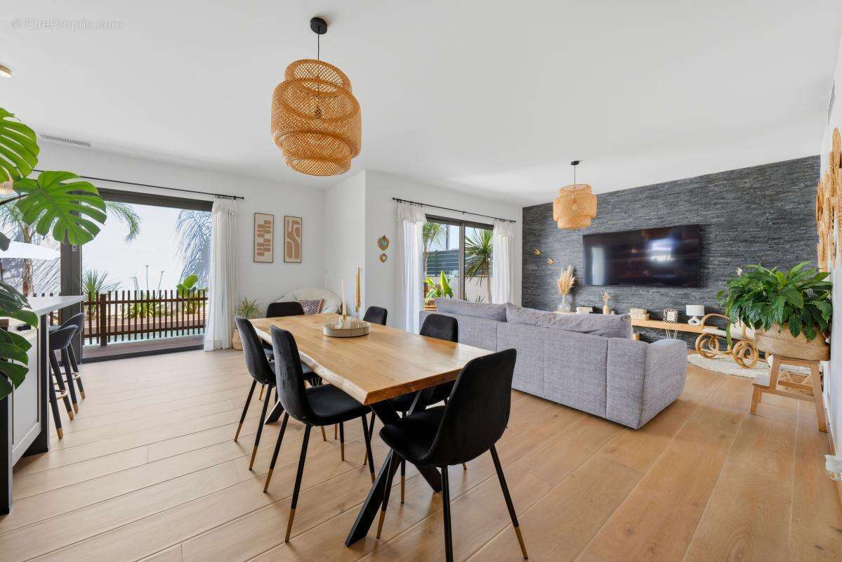 Maison 5 pièces 127m2 sur une parcelle de 336m2 - photo 2