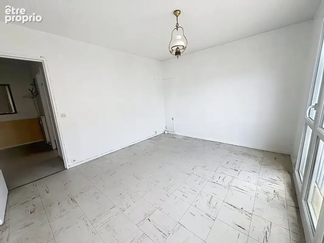 Appartement F3 avec travaux! - photo 3