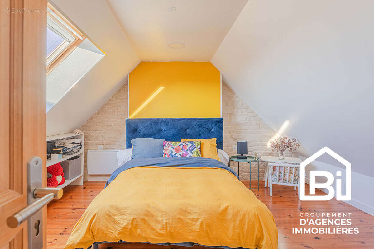 Maison à SAINT-AIGNAN-DE-CRAMESNIL