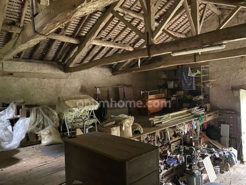 Maison à SAINT-ASTIER