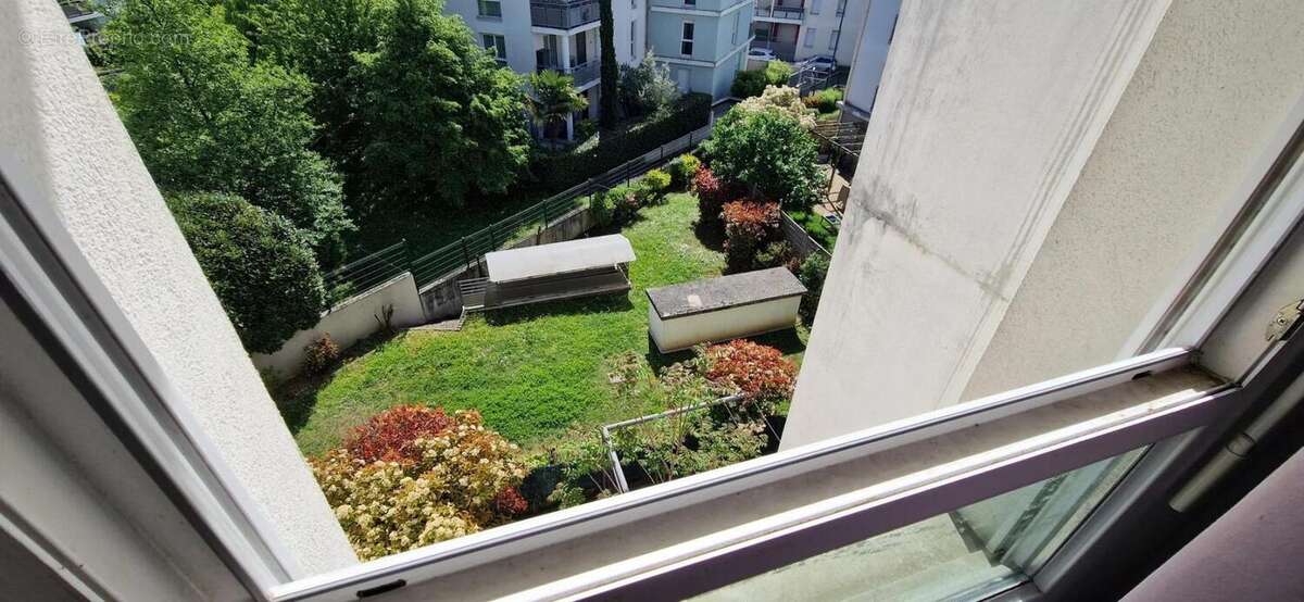 Appartement à VAULX-EN-VELIN