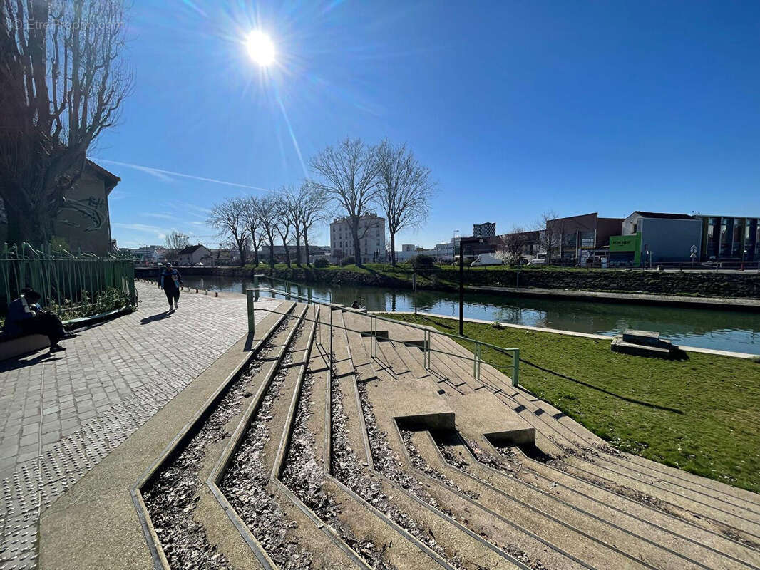 Appartement à AUBERVILLIERS