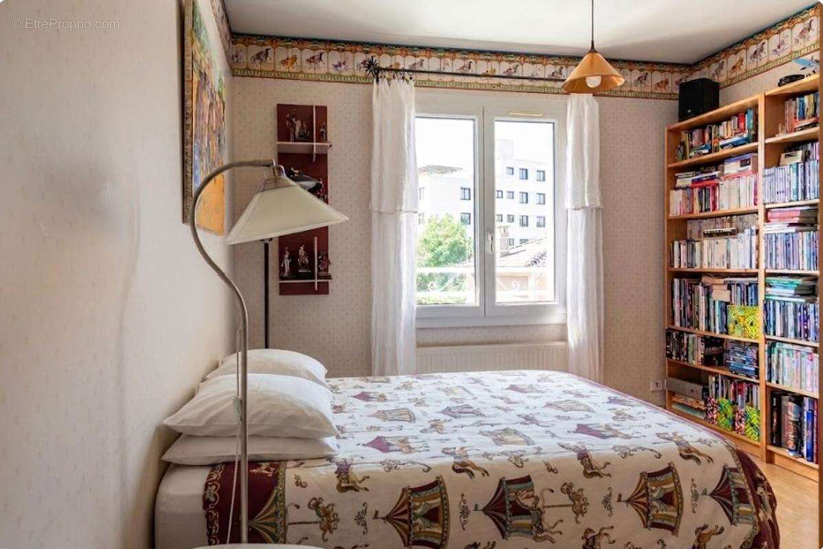 Maison à SAINT-CYR-AU-MONT-D'OR