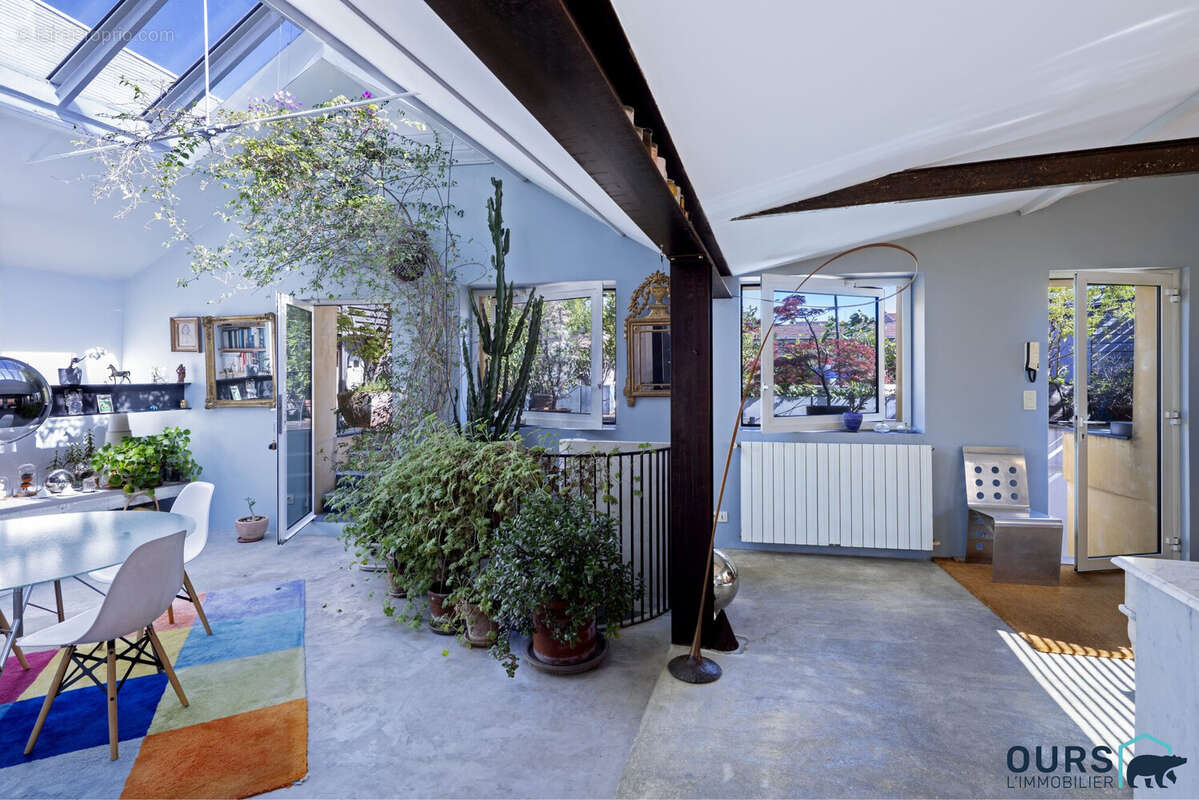 Appartement à SAINT-DENIS