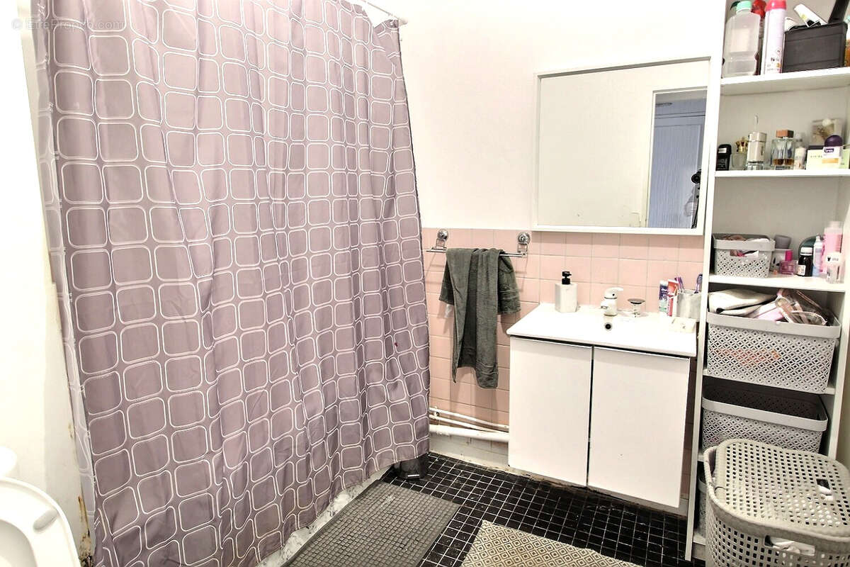 Appartement à GENNEVILLIERS