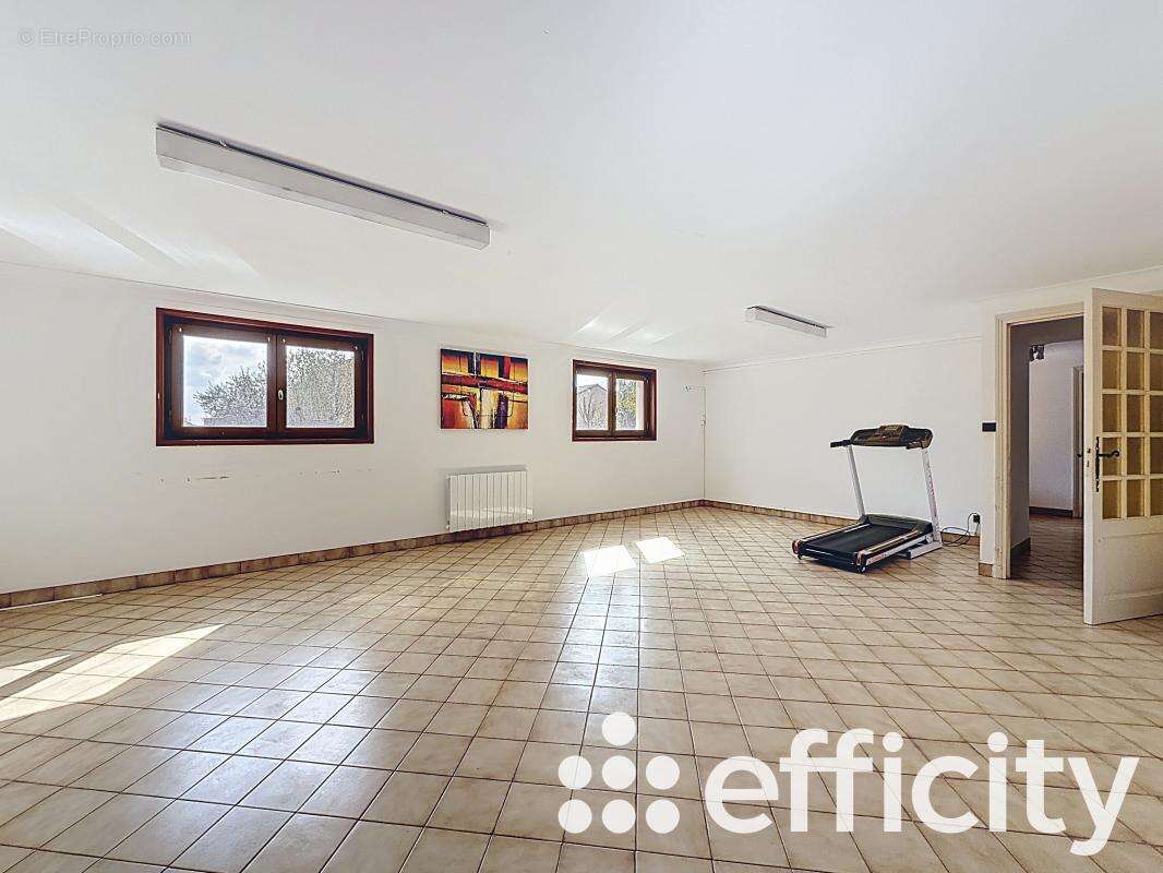 Maison à SAINT-PRIEST