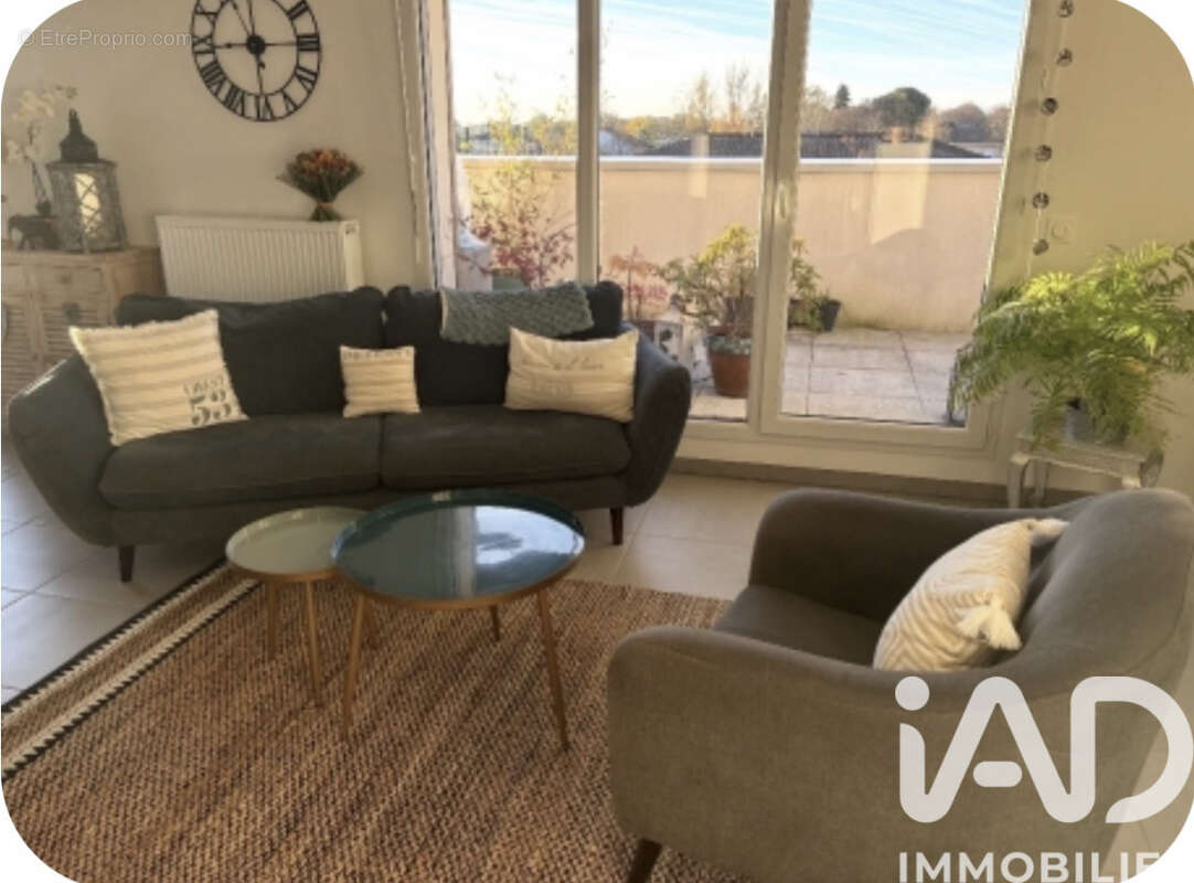 Photo 2 - Appartement à CARIGNAN-DE-BORDEAUX