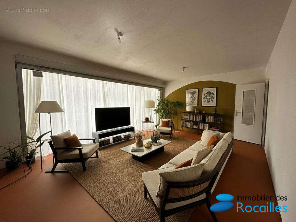 Appartement à LA ROCHE-SUR-FORON