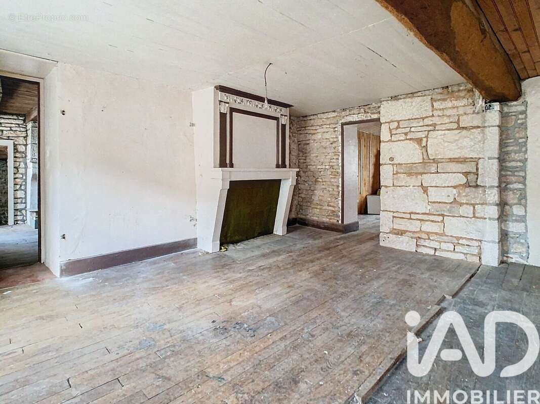 Photo 8 - Maison à ARC-EN-BARROIS