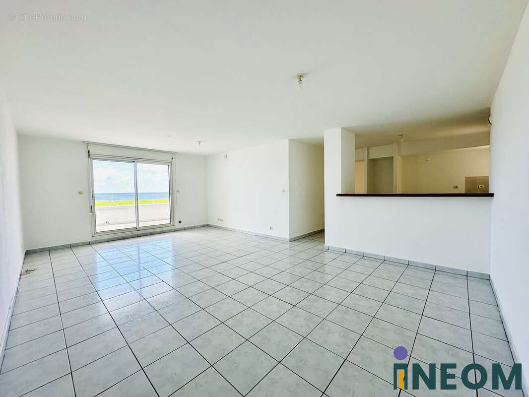 Appartement à SAINTE-SUZANNE