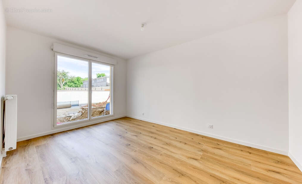 Appartement à LA QUEUE-EN-BRIE