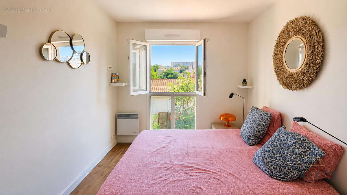 Appartement à MARSEILLE-7E