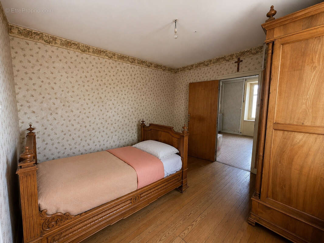 Maison en pierre mitoyenne Sainte-Sigolène - photo 12