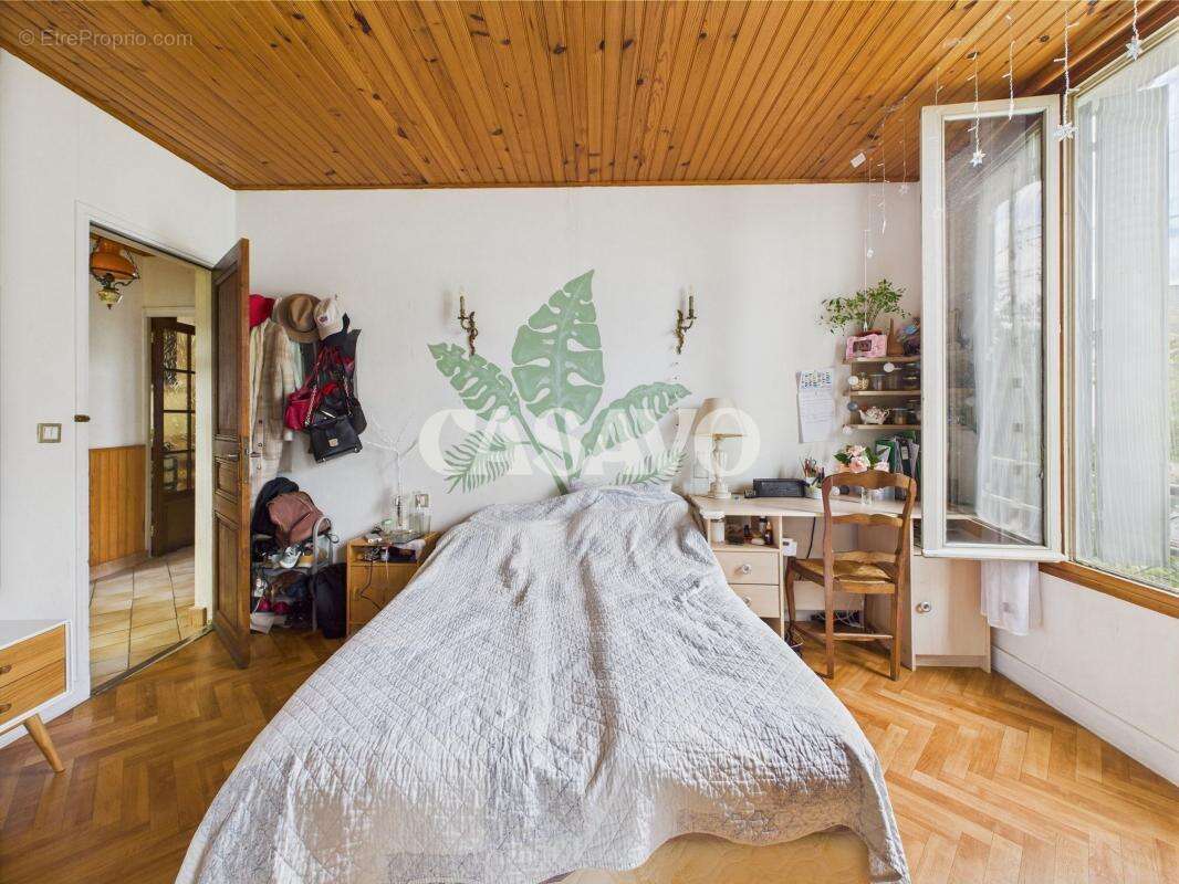 Maison à LIVRY-GARGAN