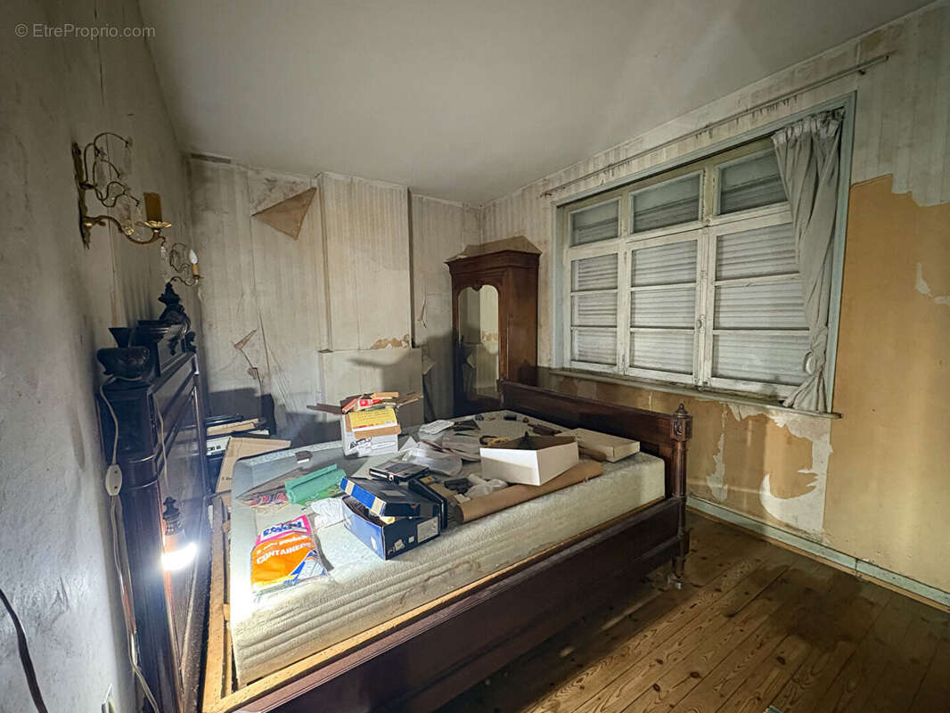 Maison à CROIX