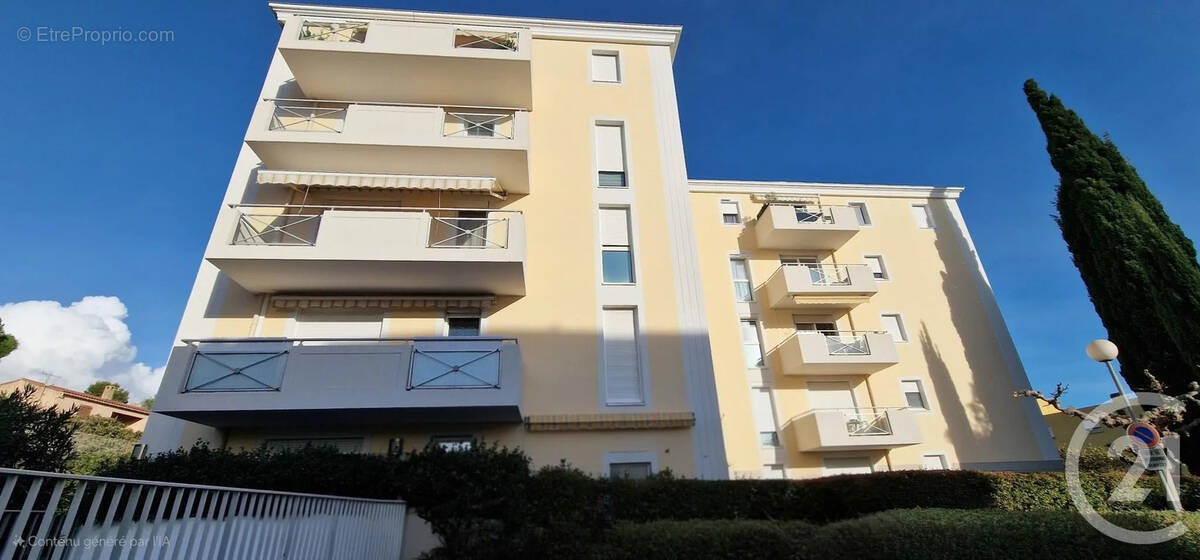 Appartement à HYERES