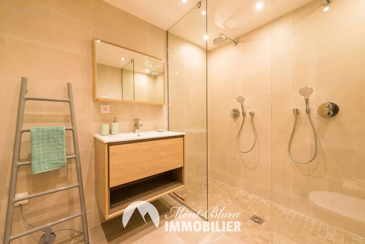 Appartement à CHAMONIX-MONT-BLANC