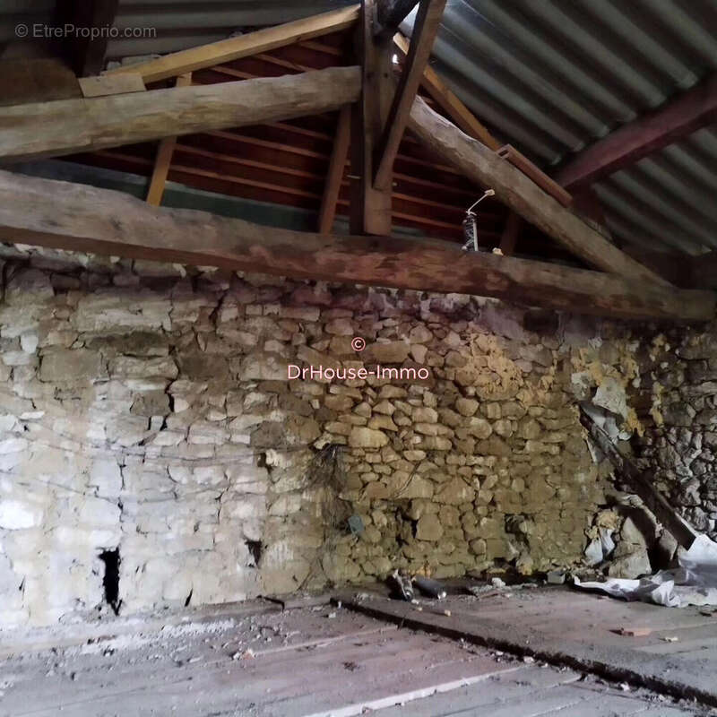 Maison à GAGEAC-ET-ROUILLAC