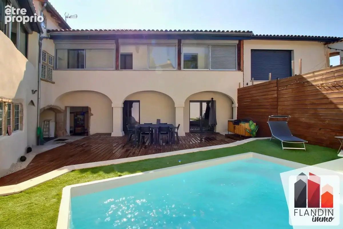Maison 7 pièces 174 m² à vendre à Charly (69390) - photo 2