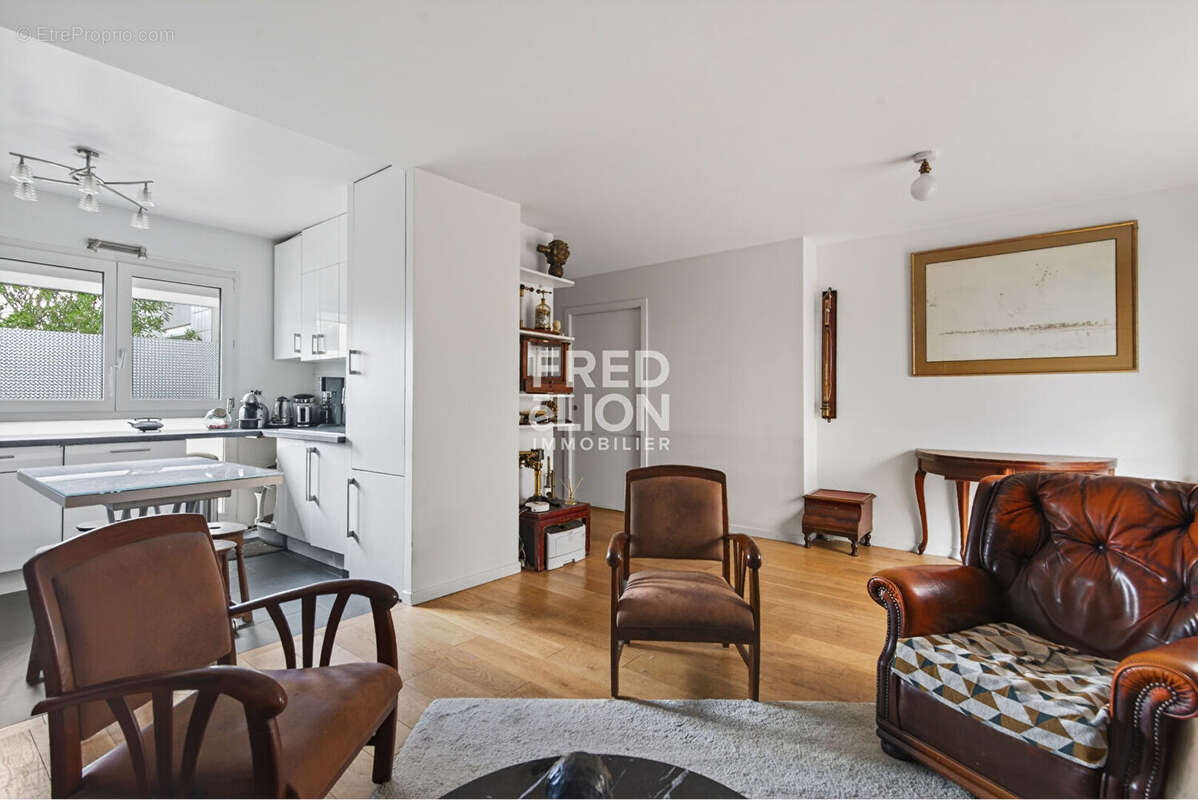 Appartement à PARIS-12E