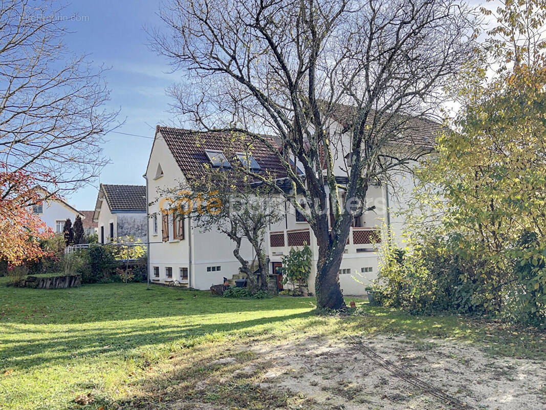Maison à THORIGNY-SUR-MARNE