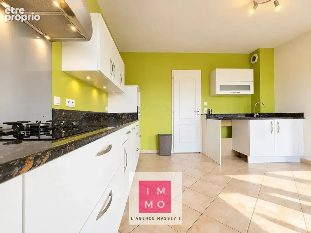 Belle maison familiale de 147 m² avec 5 chambres, terrasses et jardin - photo 9