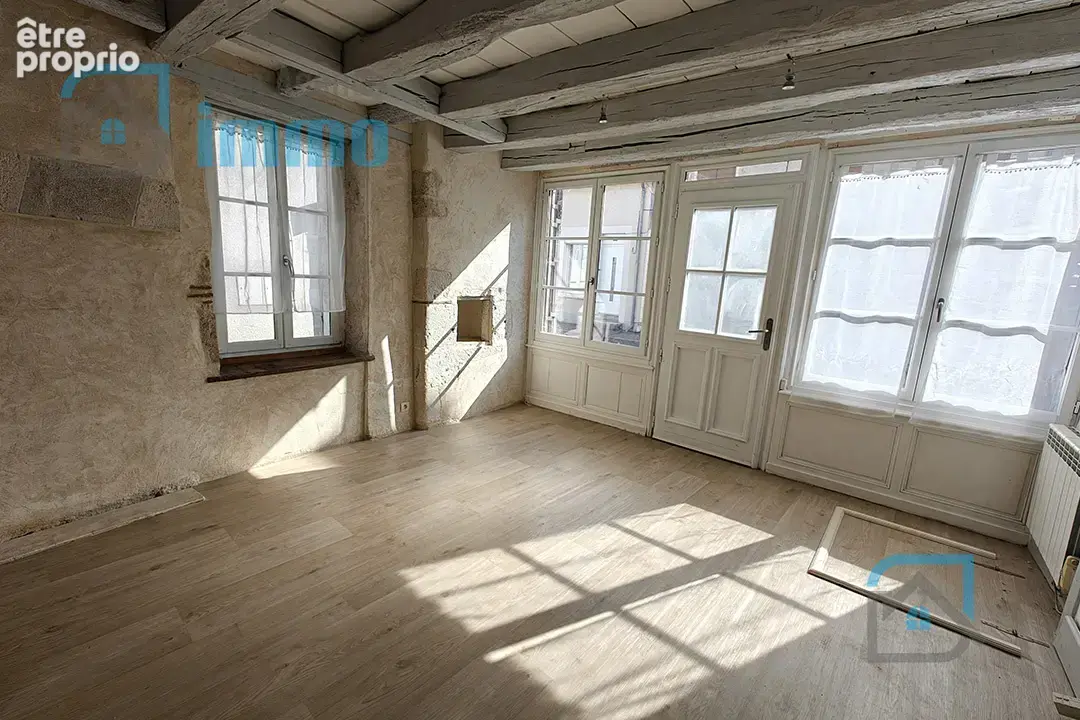 Photo Maison à Mehun-Sur-Yevre au prix de 108 500€