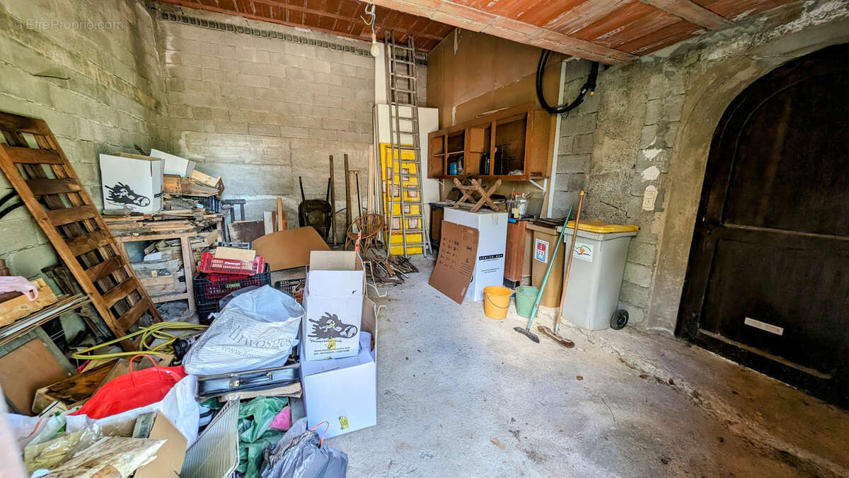 Maison à LAROQUE-DES-ALBERES