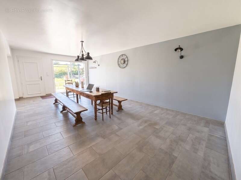 Maison de 7 pièces principales - photo 3