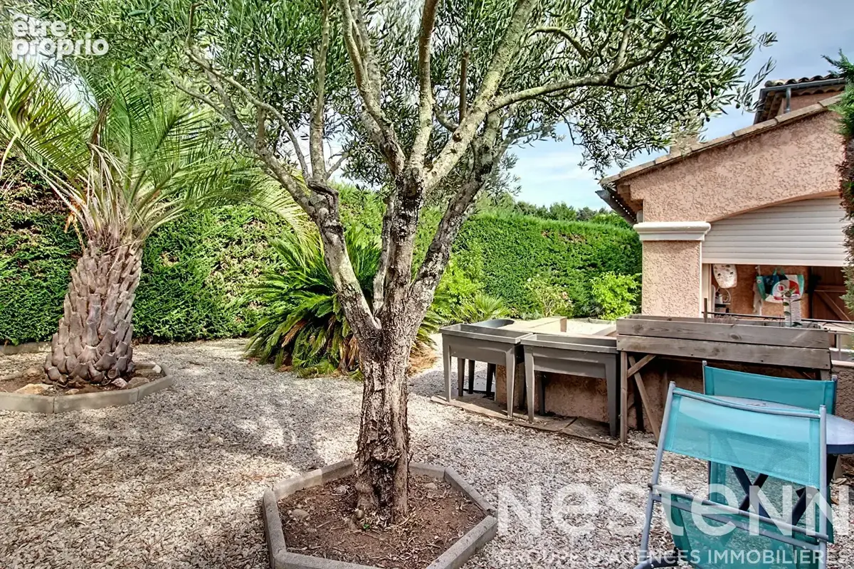 A VENDRE - Maison Vidauban 5 pièces 123m2, piscine , garage  , sous sol  et cave. - photo 15