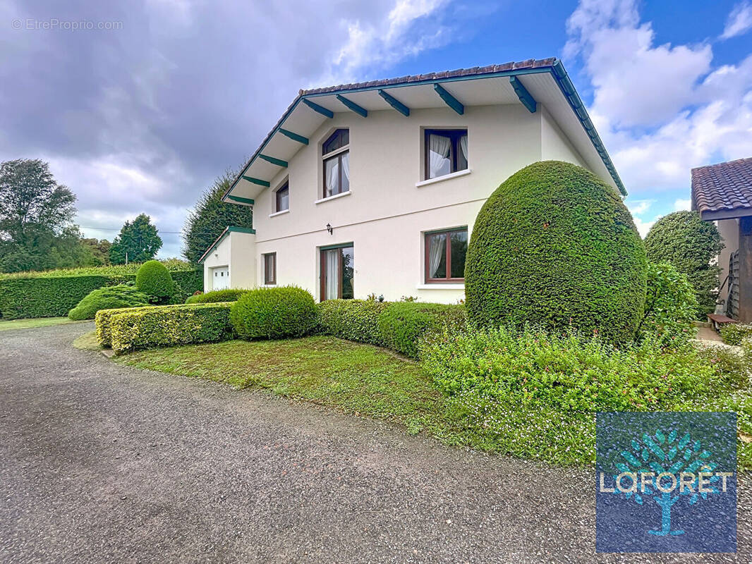 Maison à TERCIS-LES-BAINS