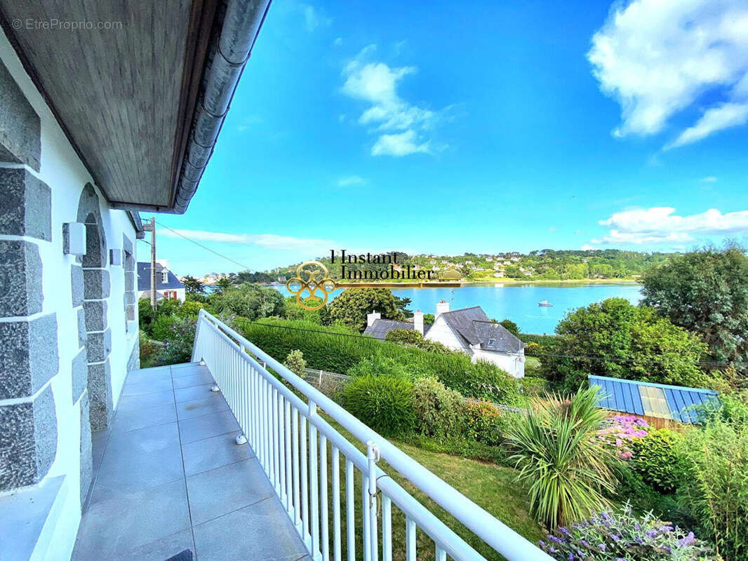 Maison à PLOUGASNOU